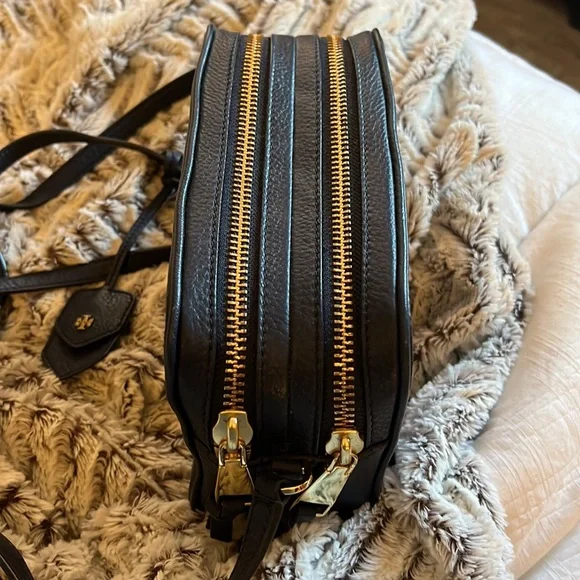 Tory Burch crossbody - Picture 4 of 6